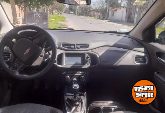 Autos - Renault Prisma ltz 2017 Nafta 145000Km - En Venta