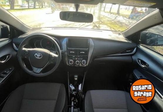 Autos - Toyota Yaris Xs 2025 Nafta 15000Km - En Venta