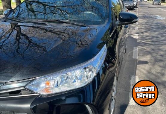 Autos - Toyota Yaris Xs 2025 Nafta 15000Km - En Venta