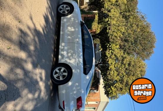 Autos - Volkswagen Vento Luxury 2.5 2012 Nafta 155000Km - En Venta
