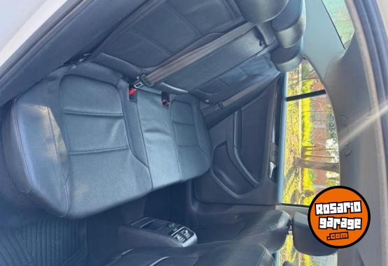 Autos - Volkswagen Vento Luxury 2.5 2012 Nafta 155000Km - En Venta