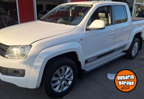 Camionetas - Volkswagen AMAROK DOBLE CABINA HILIN 2016 Diesel 108000Km - En Venta