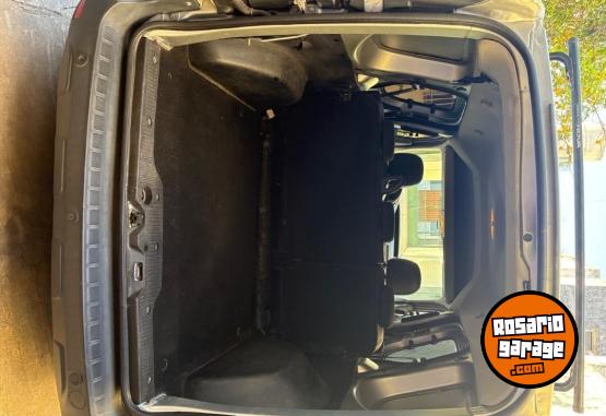 Utilitarios - Renault Kangoo 2019 Diesel 193000Km - En Venta