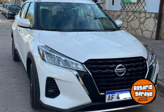 Camionetas - Nissan KICKS ADVANCE 2022 Nafta 81000Km - En Venta