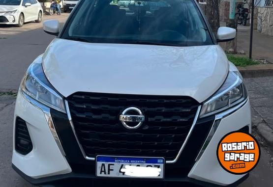 Camionetas - Nissan KICKS ADVANCE 2022 Nafta 81000Km - En Venta