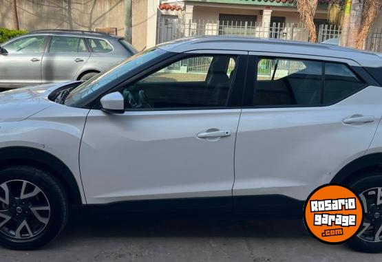 Camionetas - Nissan KICKS ADVANCE 2022 Nafta 81000Km - En Venta