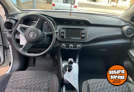 Camionetas - Nissan KICKS ADVANCE 2022 Nafta 81000Km - En Venta