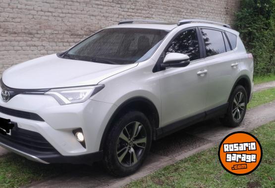 Camionetas - Toyota Rav4 VX 2017 Nafta 186000Km - En Venta