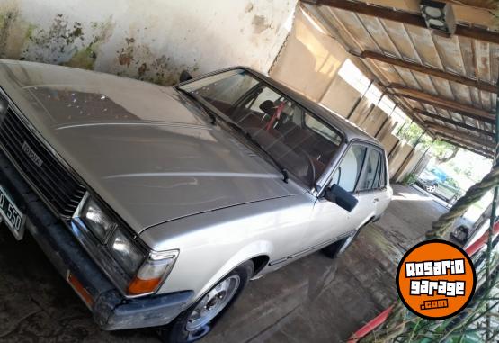 Autos - Toyota Corona 1983 Nafta 200000Km - En Venta