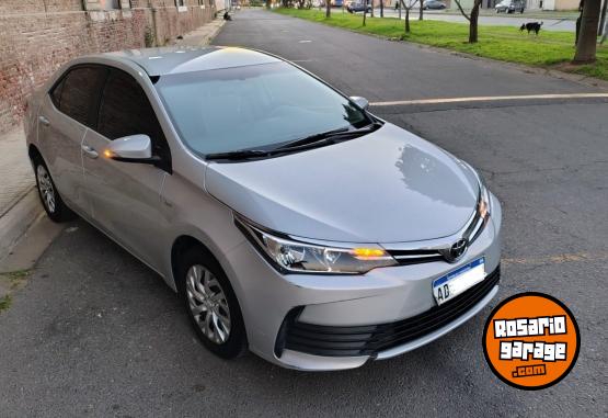 Autos - Toyota COROLLA 2019 Nafta 105000Km - En Venta