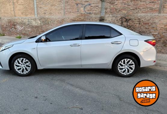 Autos - Toyota COROLLA 2019 Nafta 105000Km - En Venta