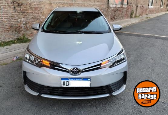 Autos - Toyota COROLLA 2019 Nafta 105000Km - En Venta