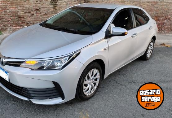 Autos - Toyota COROLLA 2019 Nafta 105000Km - En Venta