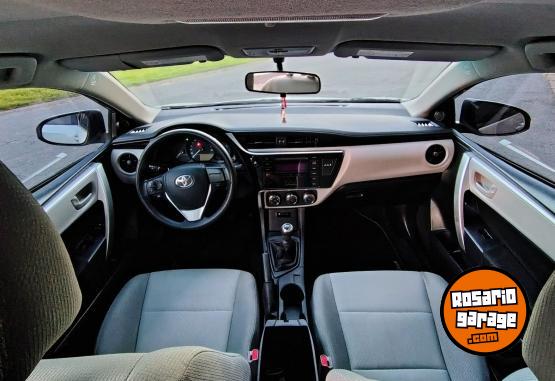 Autos - Toyota COROLLA 2019 Nafta 105000Km - En Venta