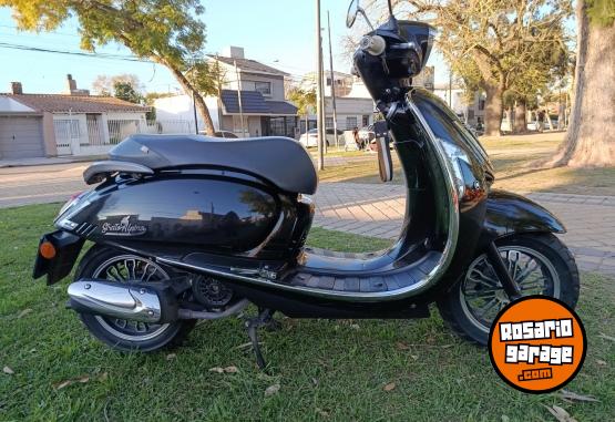 Motos - Motomel Strato alpino 2021 Nafta 12000Km - En Venta