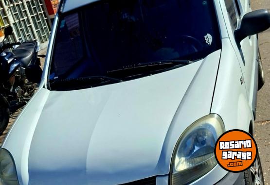 Utilitarios - Renault Kangoo 2012 Diesel 170000Km - En Venta