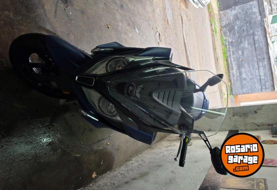 Motos - Kymco DOWNTOWN 350I 2025 Nafta 2900Km - En Venta