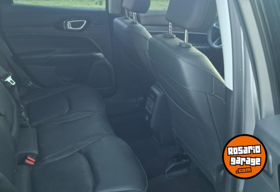 Camionetas - Jeep Compass limited 1.3 Turbo 2025 Nafta 7500Km - En Venta