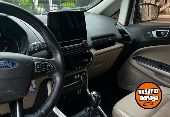 Autos - Ford TITANIUM 2017 Nafta 190000Km - En Venta