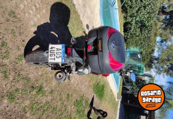 Motos - Honda CB TWISTER 250 2017 Nafta 13900Km - En Venta
