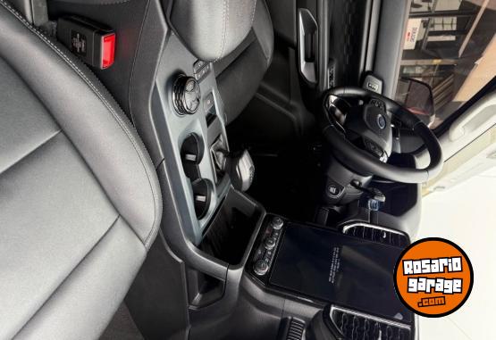 Camionetas - Ford Ranger limited v6 2024 Diesel 72000Km - En Venta