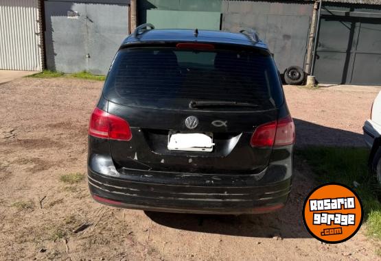Autos - Volkswagen Suran higline 2011 GNC 300000Km - En Venta