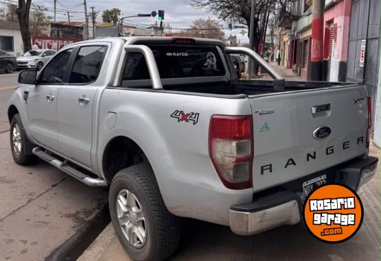 Camionetas - Ford Ranger 3.2 XLT 2014 Diesel 150000Km - En Venta