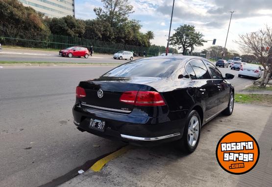 Autos - Volkswagen Passat 2012 Nafta 112900Km - En Venta