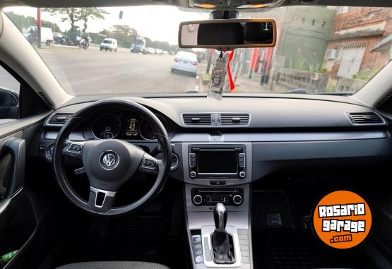 Autos - Volkswagen Passat 2012 Nafta 112900Km - En Venta