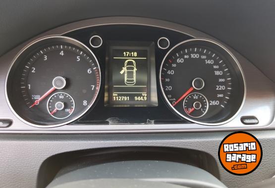 Autos - Volkswagen Passat 2012 Nafta 112900Km - En Venta