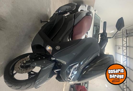 Motos - Yamaha N-MAX “CONNECTED” 2024 Nafta 12000Km - En Venta