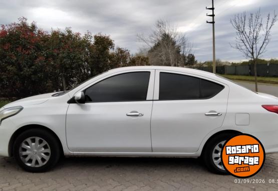 Autos - Nissan Versa Sense AT 2019 Nafta 80000Km - En Venta