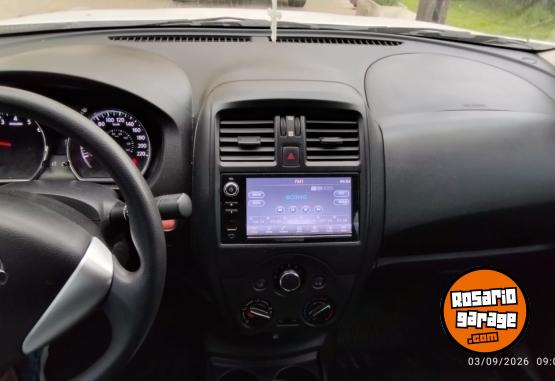 Autos - Nissan Versa Sense AT 2019 Nafta 80000Km - En Venta