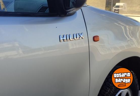 Camionetas - Toyota Hilux 4x2 Csdx Pack 2.5 T 2014 Diesel 111111Km - En Venta