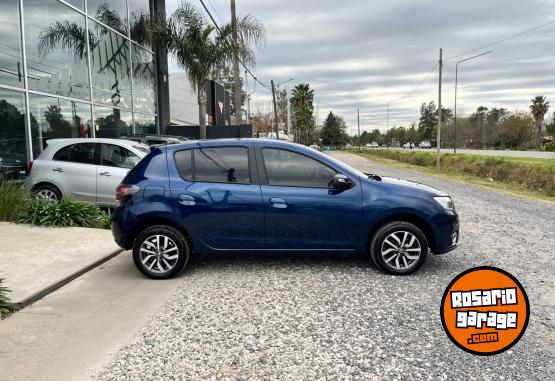 Autos - Renault Sandero 2022 Nafta 76000Km - En Venta
