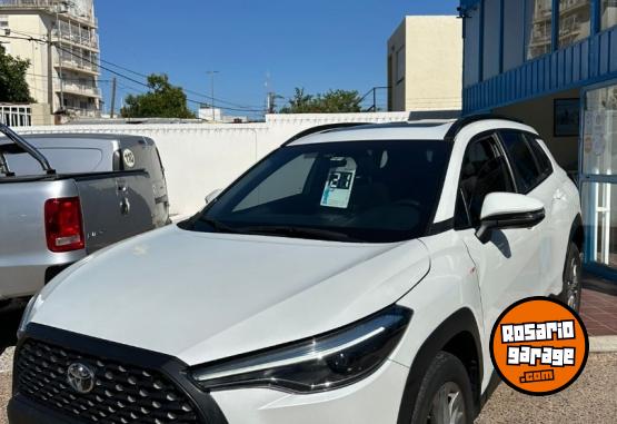 Autos - Toyota Corolla Cross SEG 2022 Nafta 83000Km - En Venta