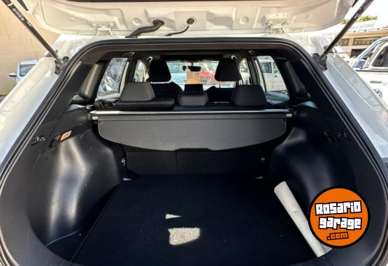 Autos - Toyota Corolla Cross SEG 2022 Nafta 83000Km - En Venta