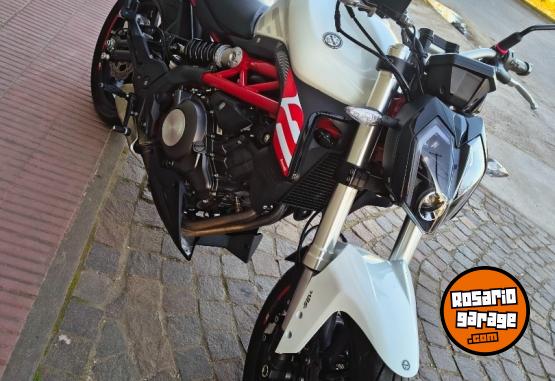 Motos - Benelli 302s 2023 Nafta 4300Km - En Venta