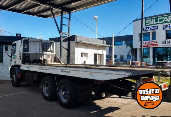 Camiones y Grúas - Iveco Tector 170E22 Camilla Hidráulica 18 Tn 2004 - En Venta