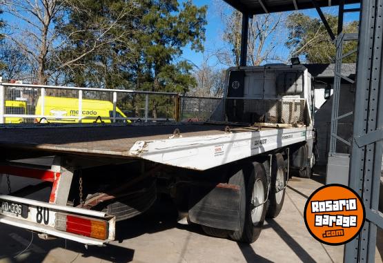 Camiones y Grúas - Iveco Tector 170E22 Camilla Hidráulica 18 Tn 2004 - En Venta