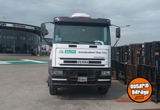 Camiones y Grúas - Iveco Tector 170E22 Camilla Hidráulica 18 Tn 2004 - En Venta