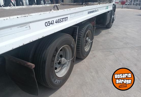 Camiones y Grúas - Iveco Tector 170E22 Camilla Hidráulica 18 Tn 2004 - En Venta
