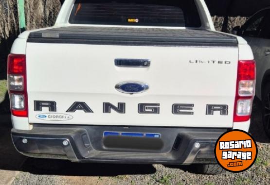 Camionetas - Ford limited 4x4 dc 3.2 2021 Diesel 88000Km - En Venta