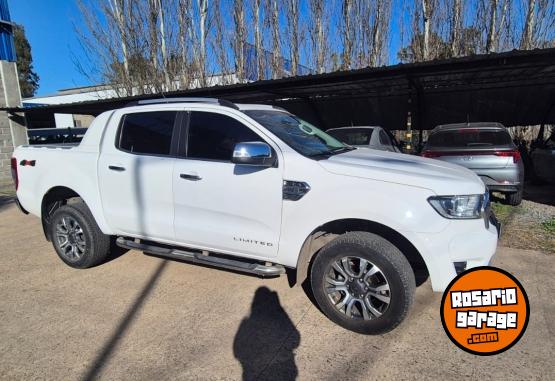 Camionetas - Ford limited 4x4 dc 3.2 2021 Diesel 88000Km - En Venta