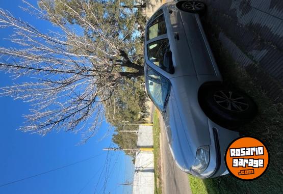 Autos - Volkswagen Gol 2005 Nafta 200Km - En Venta