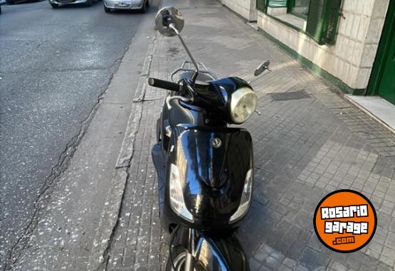 Motos - SYM FIDDLE II 2017 Nafta 21000Km - En Venta
