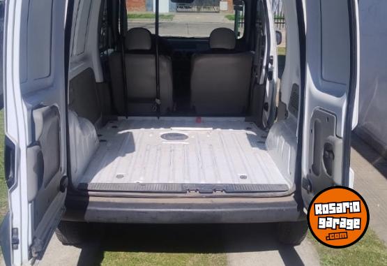 Utilitarios - Renault Kangoo 2013 Nafta 213000Km - En Venta