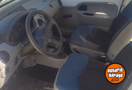 Utilitarios - Renault Kangoo 2013 Nafta 213000Km - En Venta