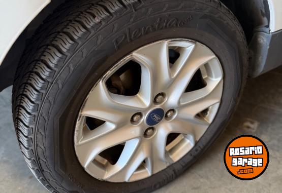 Autos - Ford Ecosport 2014 Nafta 180000Km - En Venta
