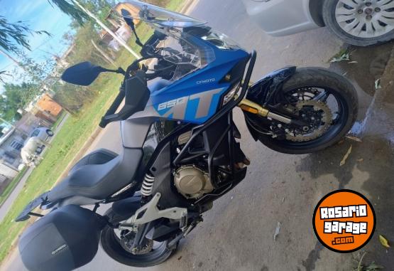 Motos - CF Mt 650 2024 Nafta 16100Km - En Venta